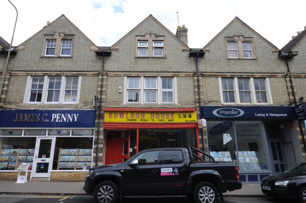 5 bed 1st Floor Flat for rent in Wolvercote. From North Oxford Property Service - Oxford 5 bed 1st Floor Flat for rent in Wolvercote. From North Oxford Property Service - Oxford