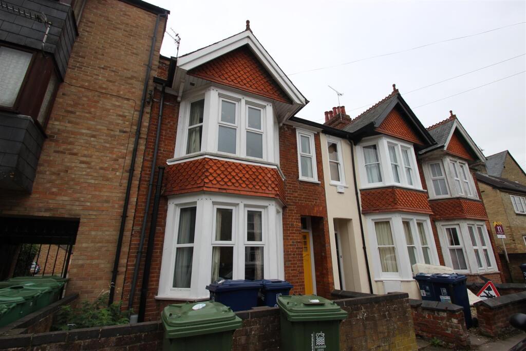 6 bed Detached for rent in Sandford-on-Thames. From North Oxford Property Service - Oxford