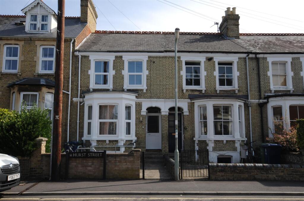 5 bed Detached for rent in Sandford-on-Thames. From North Oxford Property Service - Oxford