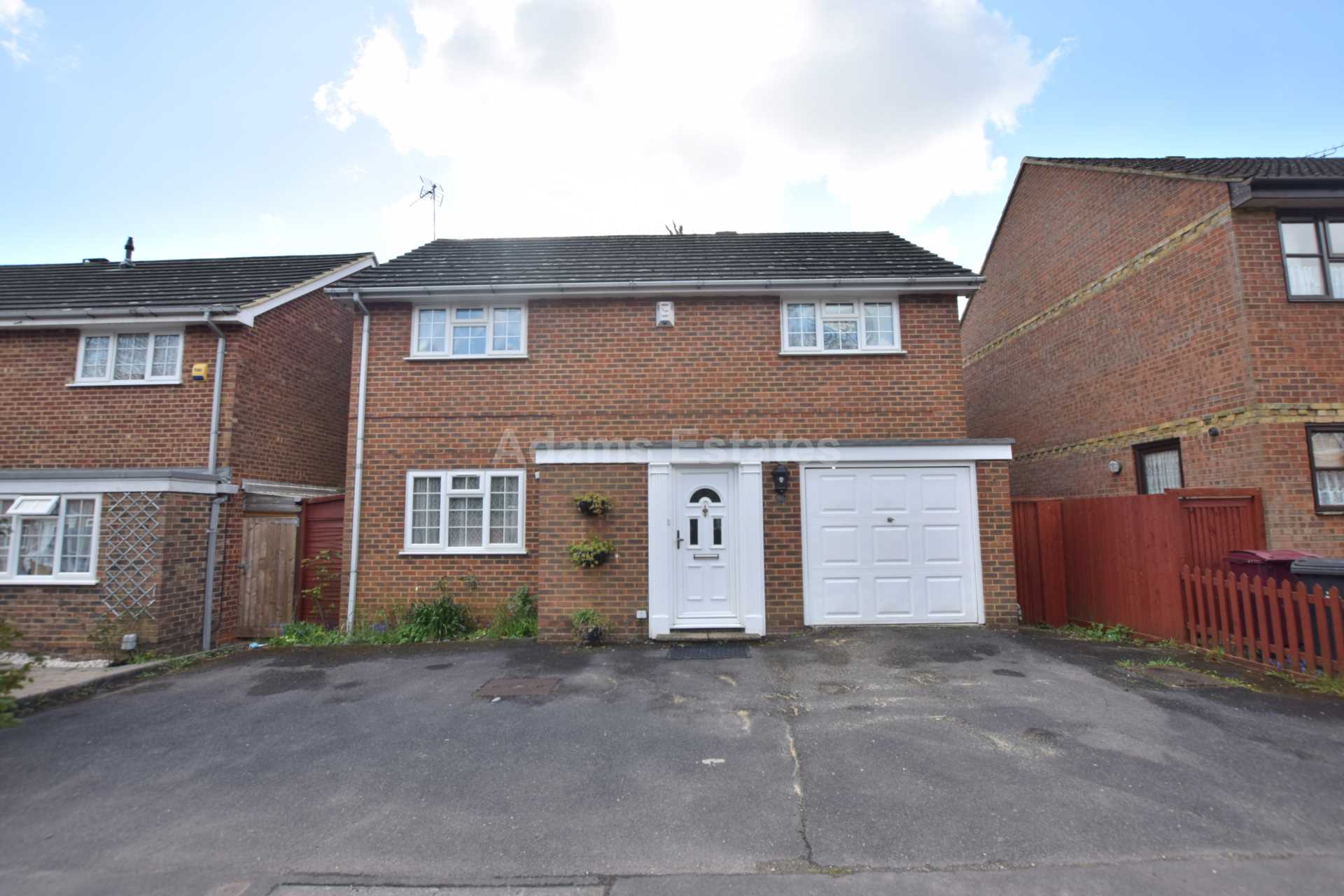 5 bed Semi Detached for rent in Reading. From Student Holmes - University Office