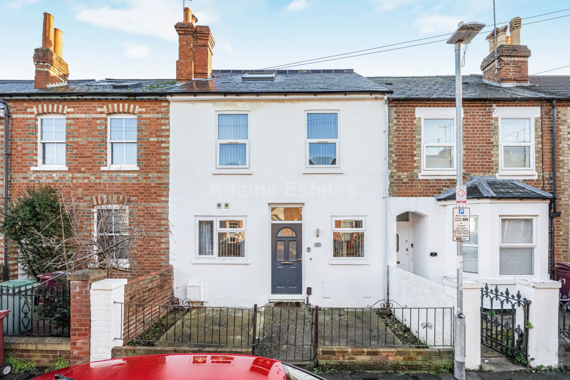 6 bed Mid Terraced House for rent in Reading. From Student Holmes - University Office