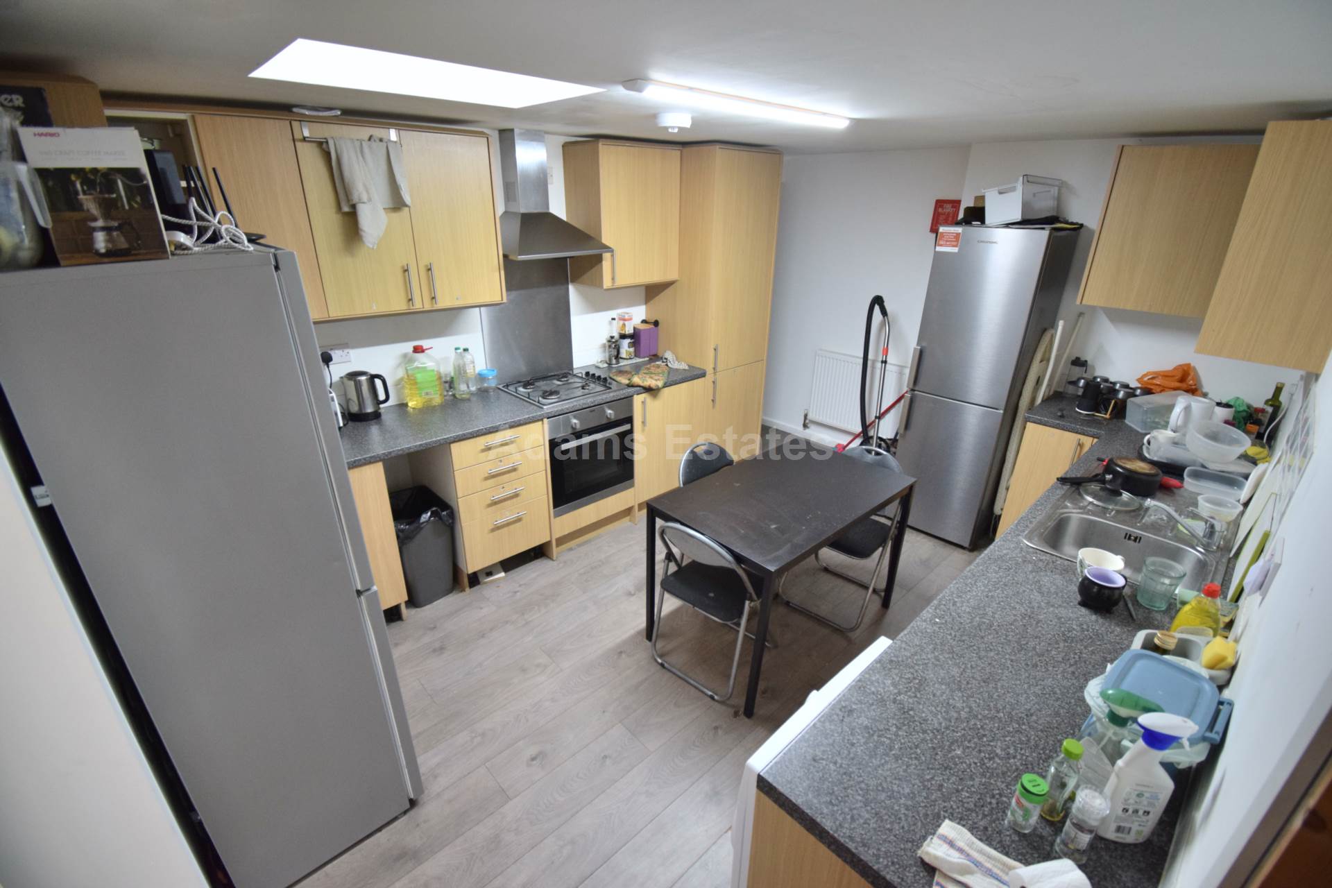 5 bed Mid Terraced House for rent in Reading. From Student Holmes - University Office