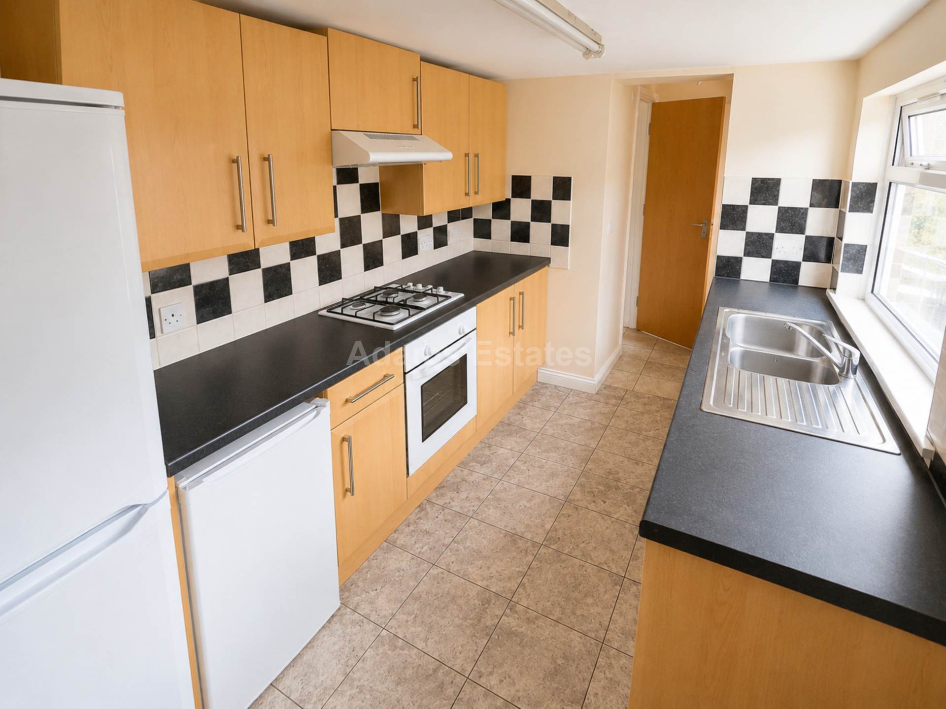 6 bed House Share for rent in Reading. From Student Holmes - University Office 6 bed House Share for rent in Reading. From Student Holmes - University Office