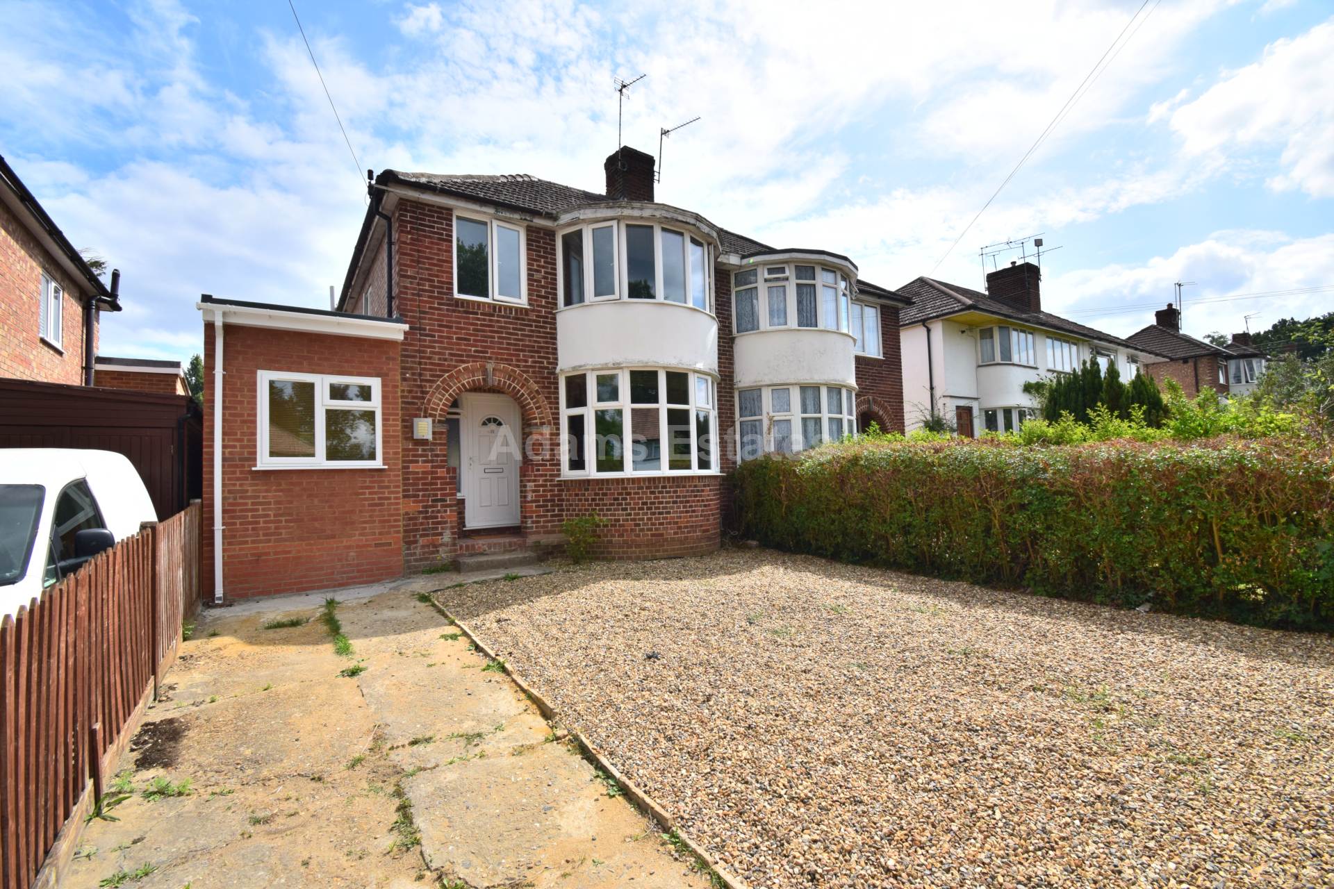 5 bed Mid Terraced House for rent in Reading. From Student Holmes - University Office