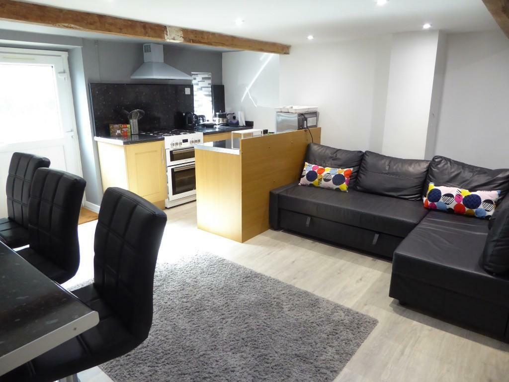 3 bed Mid Terraced House for rent in Kirkheaton. From Student Haven - Huddersfield 3 bed Mid Terraced House for rent in Kirkheaton. From Student Haven - Huddersfield