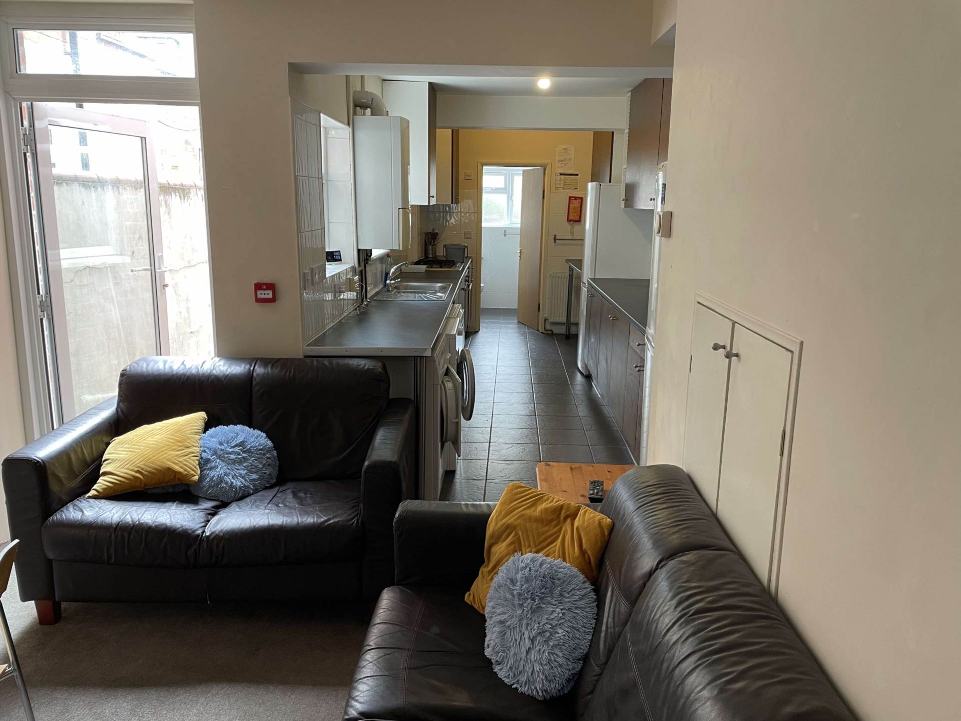 6 bed Mid Terraced House for rent in Reading. From Westgate Students 6 bed Mid Terraced House for rent in Reading. From Westgate Students
