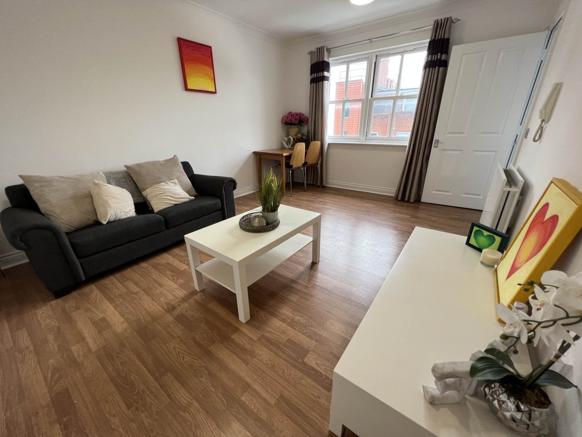 2 bed Apartment for rent in Reading. From Westgate Students