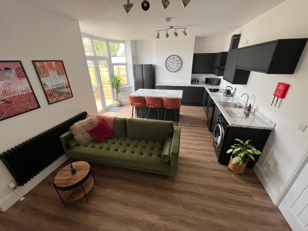 1 bed Detached for rent in Hillfields. From Purple Frog Property Ltd - Bristol