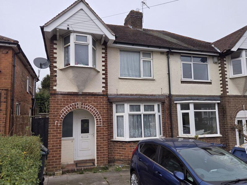 3 bed Semi Detached for rent in Birmingham. From Amber Court Lettings - Selly Oak