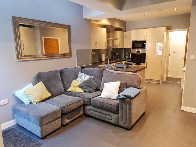1 bed House Share for rent in Birmingham. From Amber Court Lettings - Selly Oak