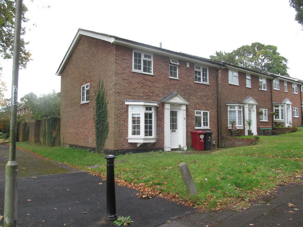4 bed Detached for rent in Reading. From Cintra Estates - Reading