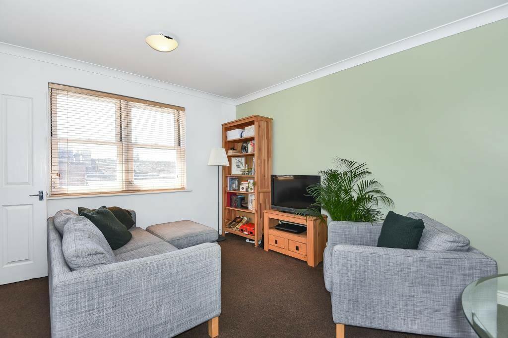 2 bed 1st Floor Flat for rent in Reading. From Cintra Estates - Reading