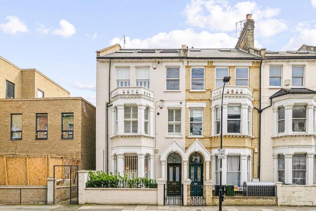 1 bed 1st Floor Flat for rent in London. From Knight Frank - Fulham 1 bed 1st Floor Flat for rent in London. From Knight Frank - Fulham
