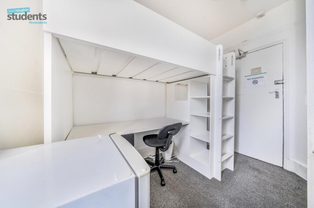 4 bed House Share for rent in Brighton and Hove. From Brand Vaughan - Student Lettings - Brighton