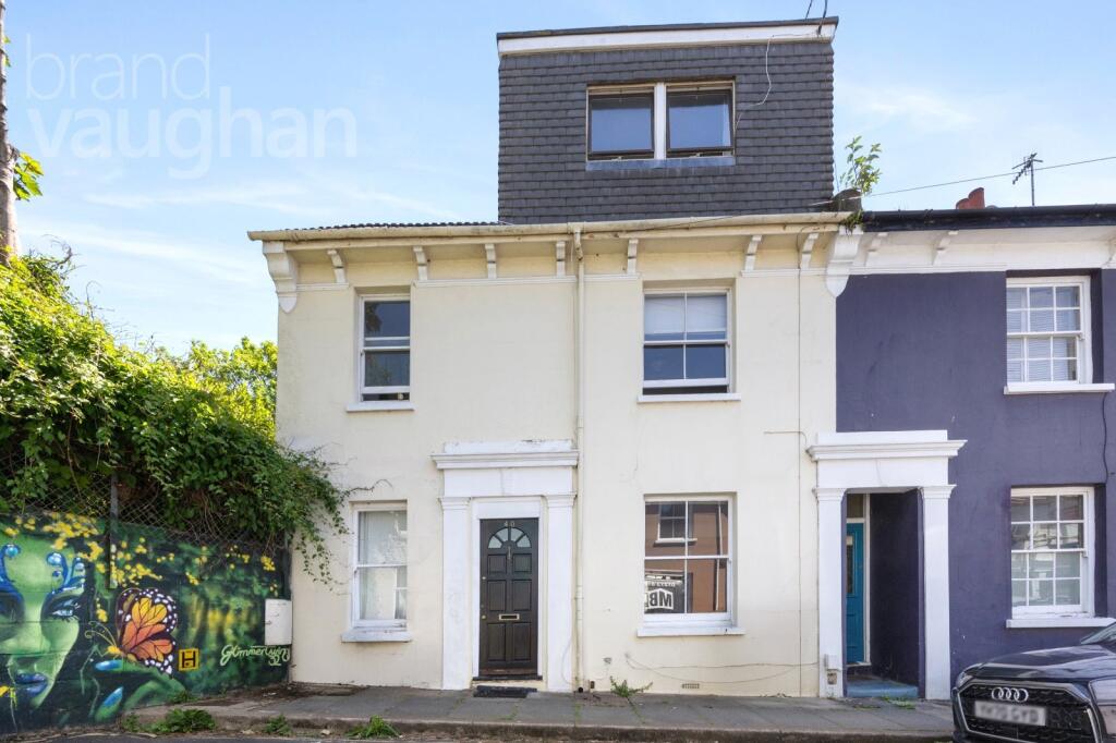 4 bed End of Terrace for rent in Ovingdean. From Brand Vaughan - Student Lettings - Brighton