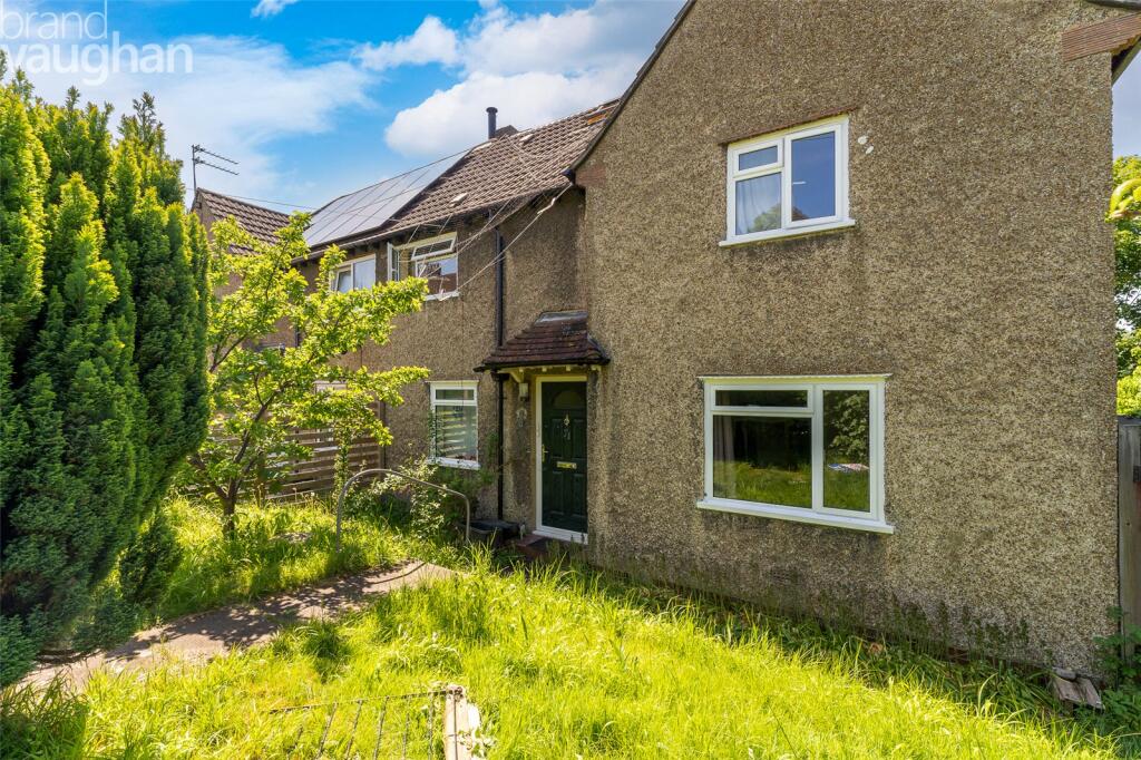 6 bed Mid Terraced House for rent in Ovingdean. From Brand Vaughan - Student Lettings - Brighton