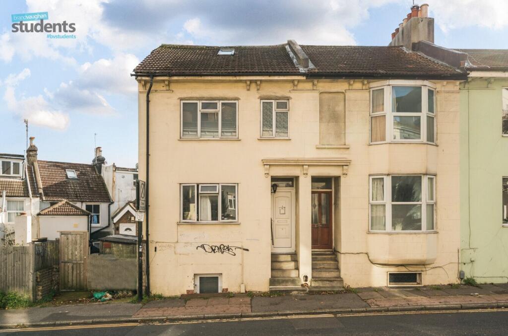 4 bed End of Terrace for rent in Ovingdean. From Brand Vaughan - Student Lettings - Brighton