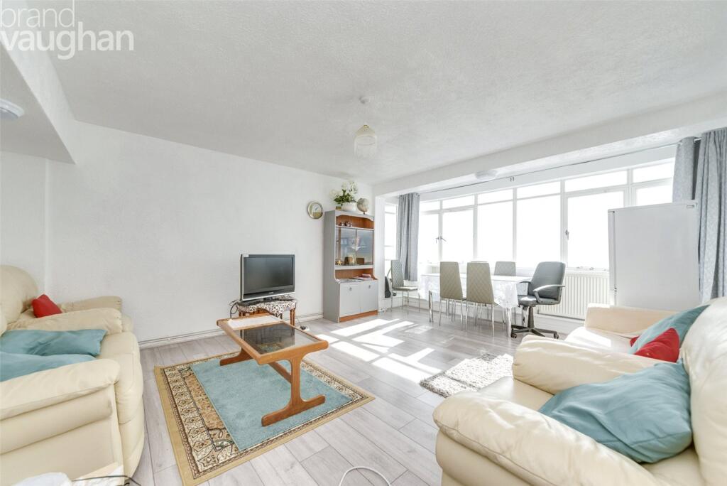2 bed 1st Floor Flat for rent in Brighton and Hove. From Brand Vaughan - Student Lettings - Brighton