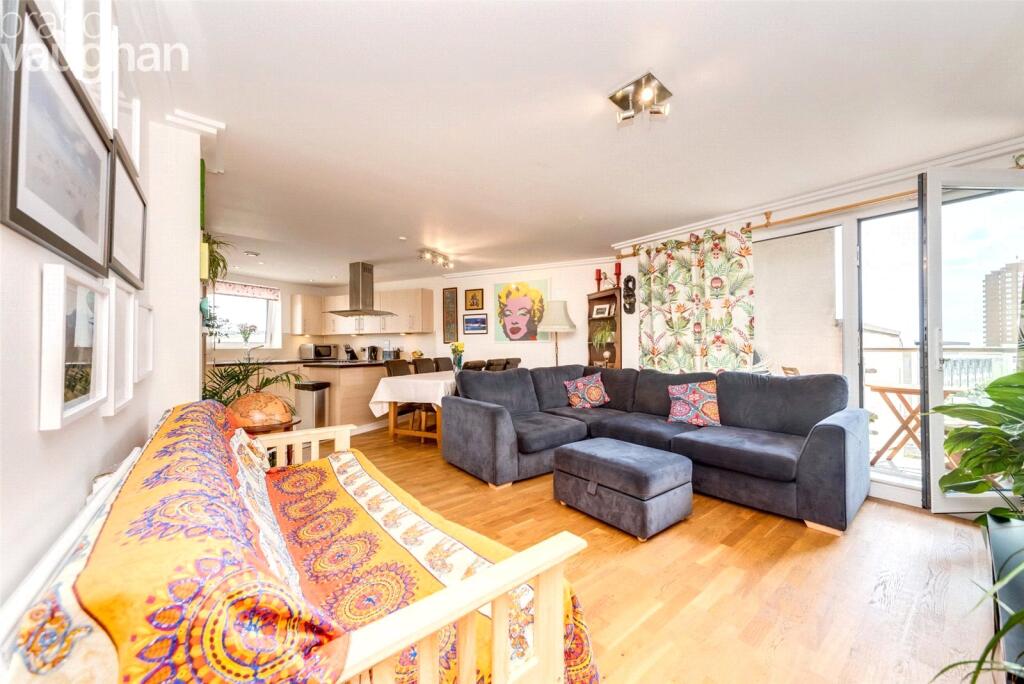2 bed 1st Floor Flat for rent in Brighton and Hove. From Brand Vaughan - Student Lettings - Brighton 2 bed 1st Floor Flat for rent in Brighton and Hove. From Brand Vaughan - Student Lettings - Brighton