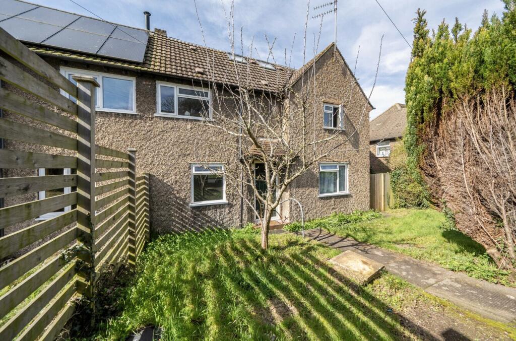 4 bed Mid Terraced House for rent in Ovingdean. From Brand Vaughan - Student Lettings - Brighton 4 bed Mid Terraced House for rent in Ovingdean. From Brand Vaughan - Student Lettings - Brighton