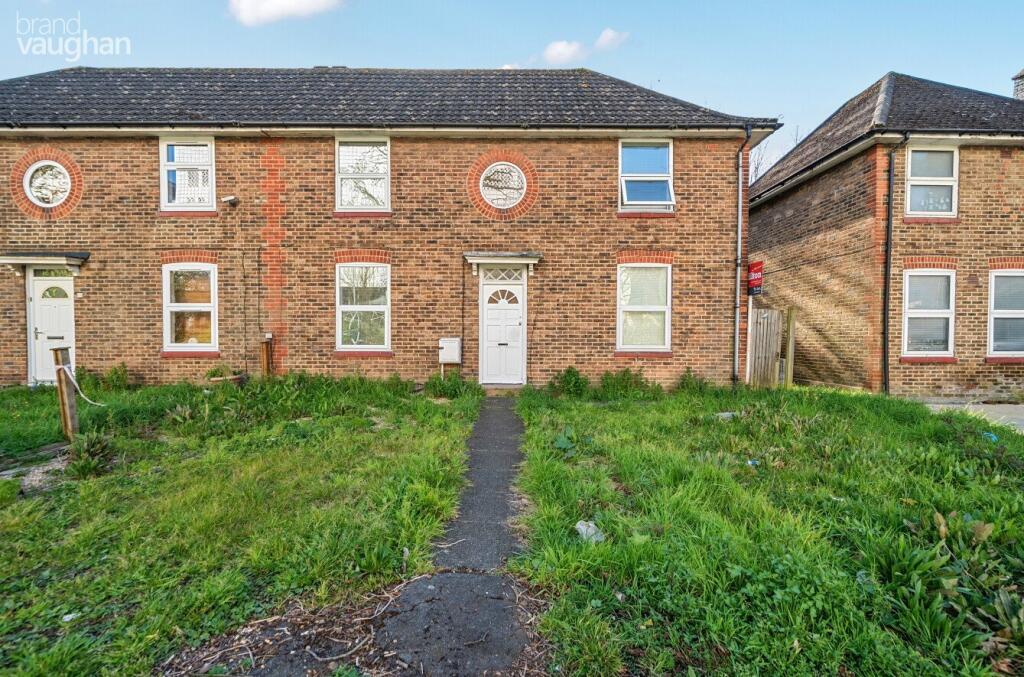 4 bed Semi Detached for rent in Ovingdean. From Brand Vaughan - Student Lettings - Brighton