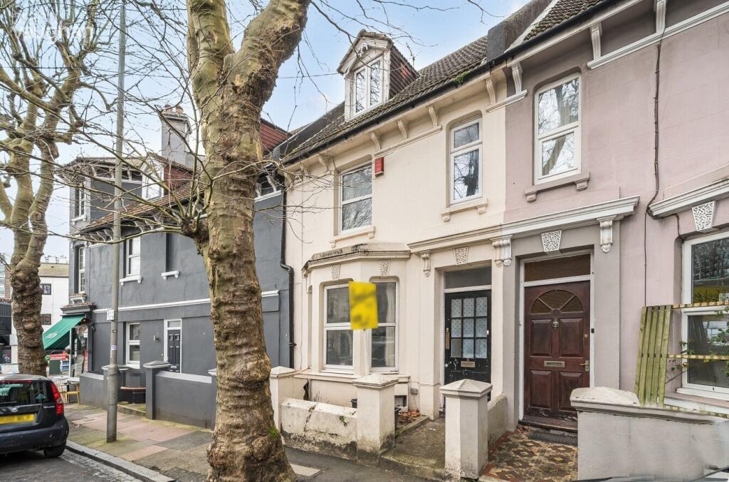 4 bed Mid Terraced House for rent in Brighton and Hove. From Brand Vaughan - Student Lettings - Brighton