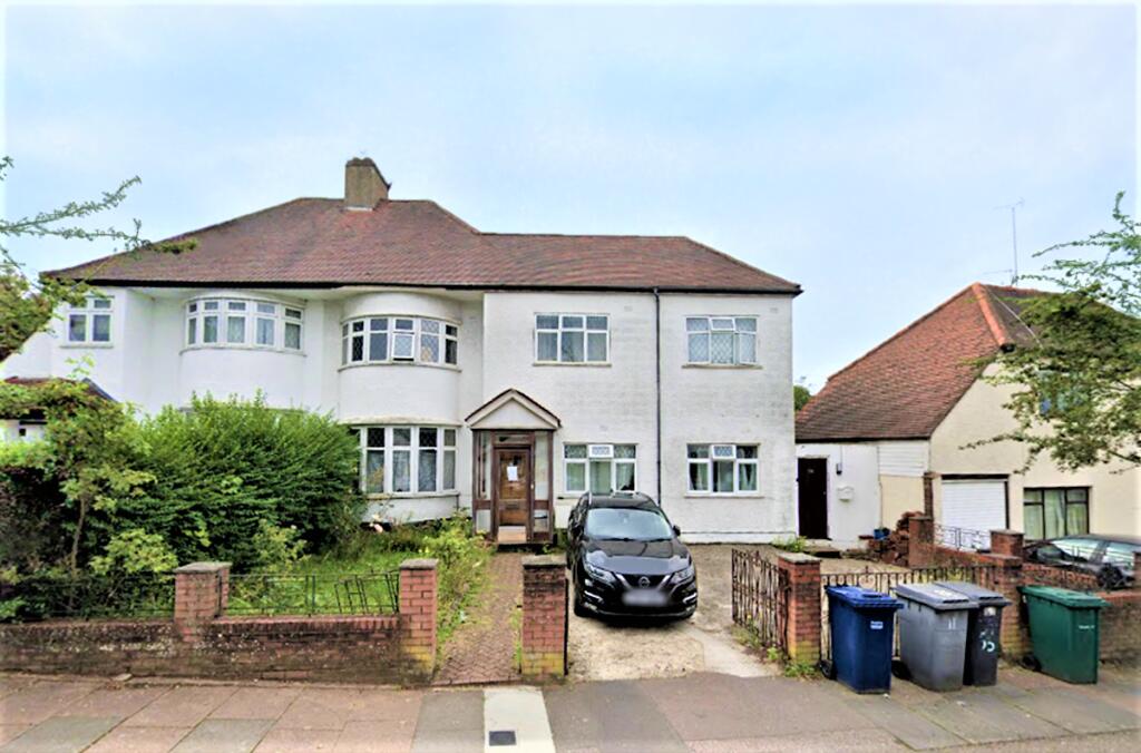 4 bed Semi Detached for rent in Hendon. From S H Properties Hendon