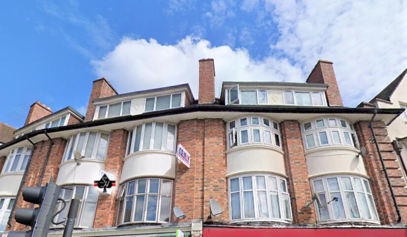 5 bed 1st Floor Flat for rent in Hendon. From S H Properties Hendon