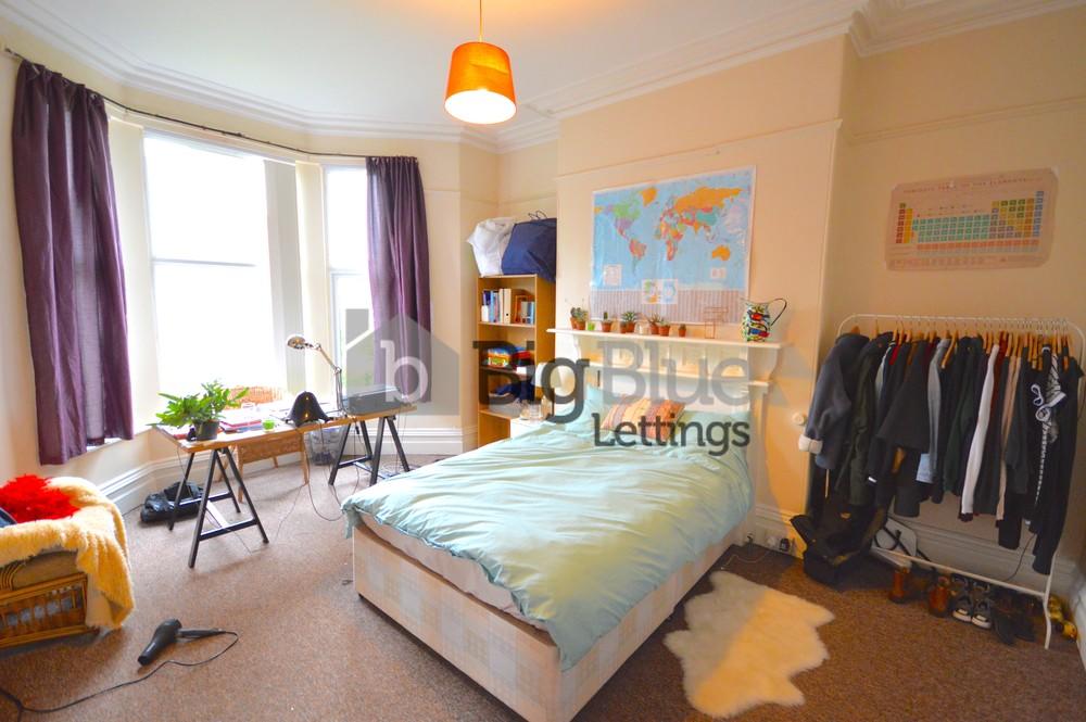 9 bed Mid Terraced House for rent in Leeds. From Big Blue Lettings - Leeds