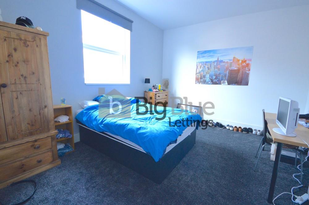 7 bed Mid Terraced House for rent in Leeds. From Big Blue Lettings - Leeds