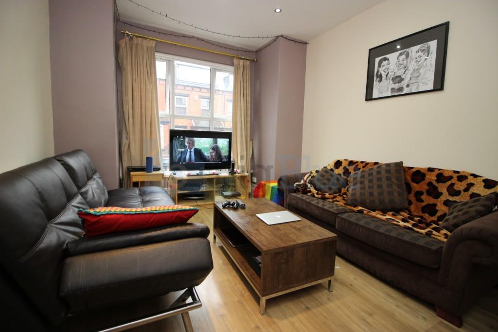 7 bed Mid Terraced House for rent in Leeds. From Big Blue Lettings - Leeds