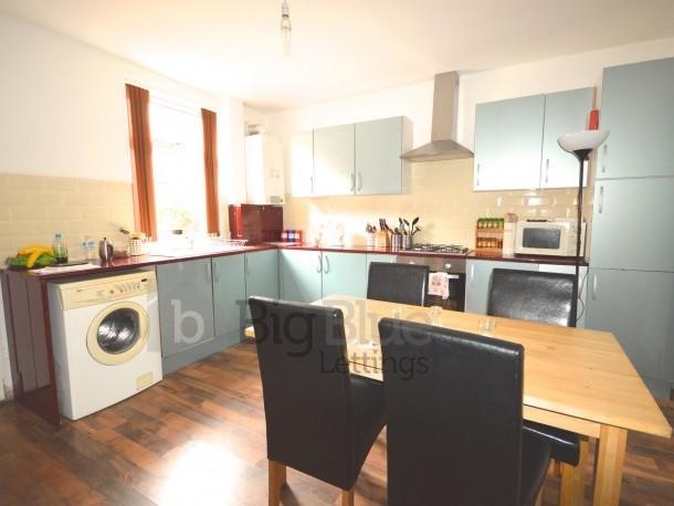 4 bed Mid Terraced House for rent in Leeds. From Big Blue Lettings - Leeds