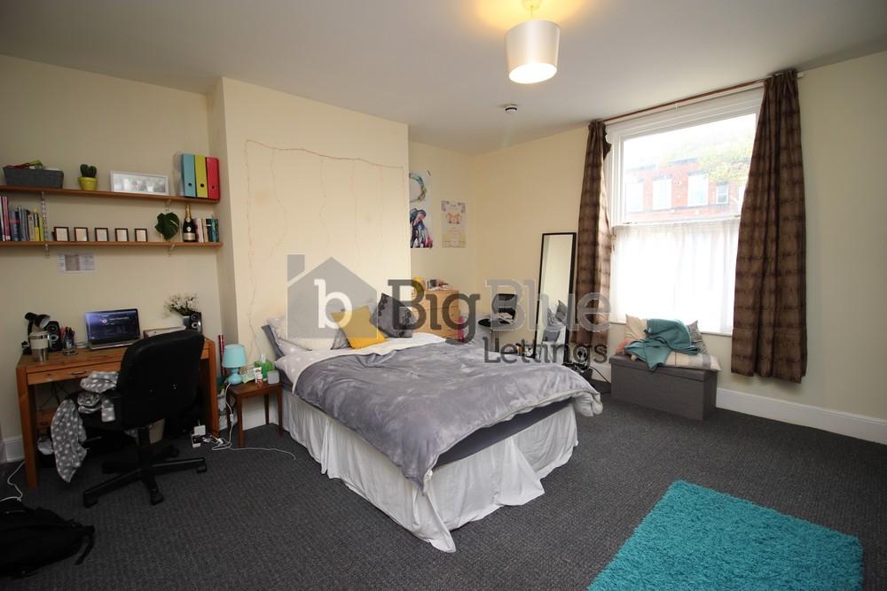5 bed Mid Terraced House for rent in Leeds. From Big Blue Lettings - Leeds