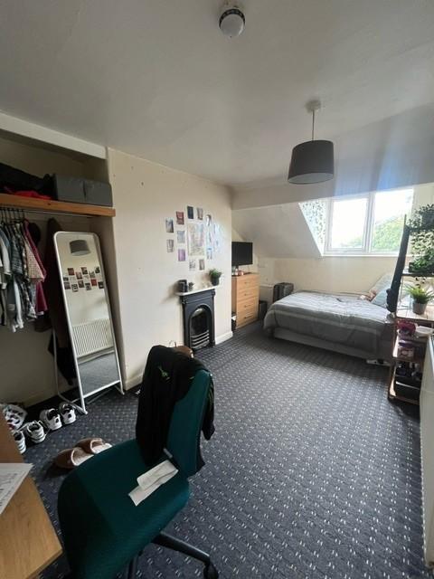 8 bed Mid Terraced House for rent in Leeds. From Big Blue Lettings - Leeds