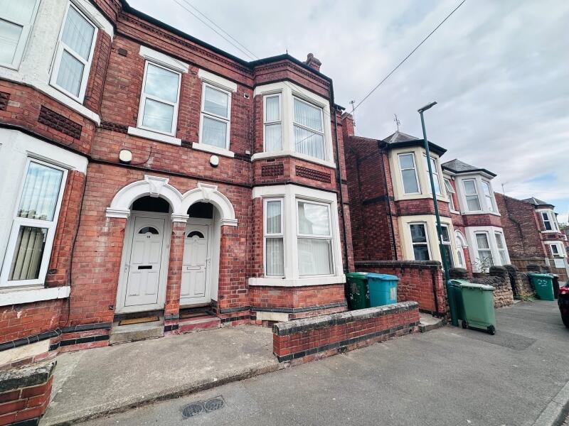 5 bed House (unspecified) for rent in Nottingham. From Elitelets Property Services Ltd - Nottingham