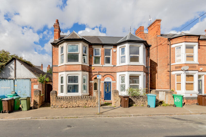4 bed Mid Terraced House for rent in Nottingham. From Elitelets Property Services Ltd - Nottingham