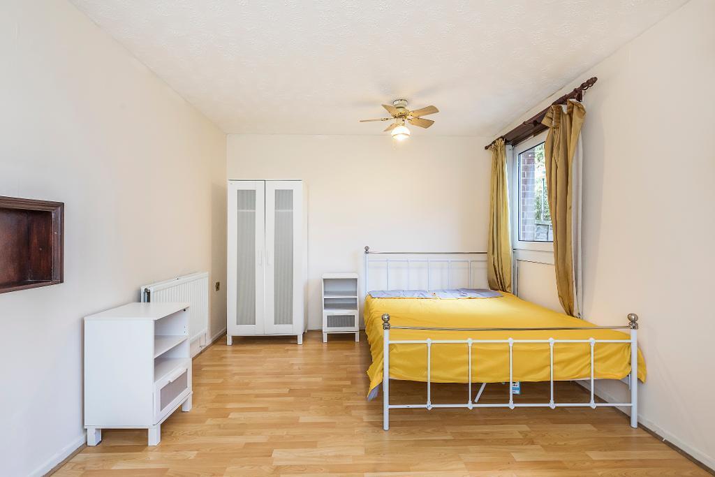 1 bed Flat Share for rent in Bow. From Prime Land Property - London
