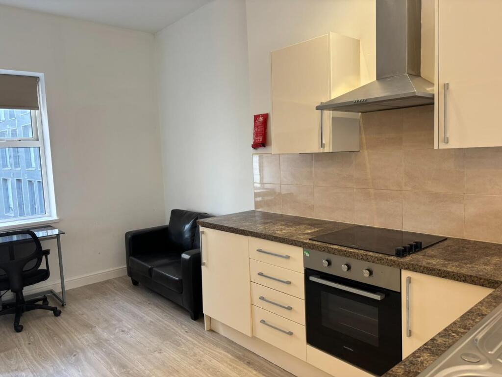 4 bed Studio for rent in Sheffield. From MBA Lettings & Property Management Ltd - Sheffield
