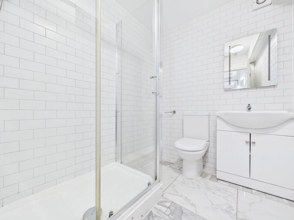 2 bed 1st Floor Flat for rent in Brighton and Hove. From Jacobs Steel - Hove 2 bed 1st Floor Flat for rent in Brighton and Hove. From Jacobs Steel - Hove