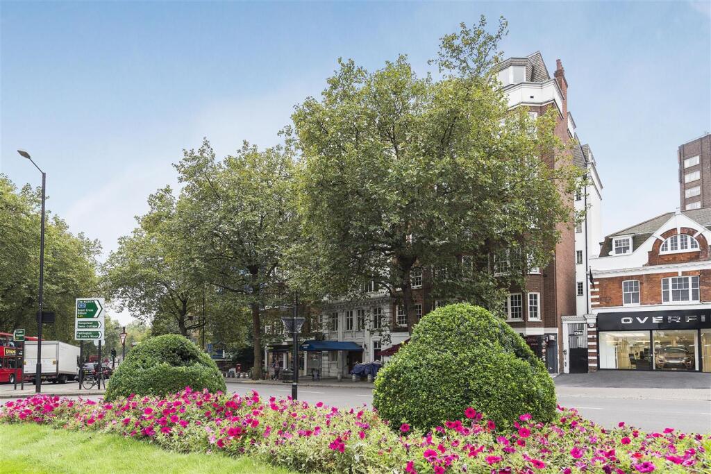 5 bed 1st Floor Flat for rent in London. From Plaza Estates - Marble Arch 5 bed 1st Floor Flat for rent in London. From Plaza Estates - Marble Arch