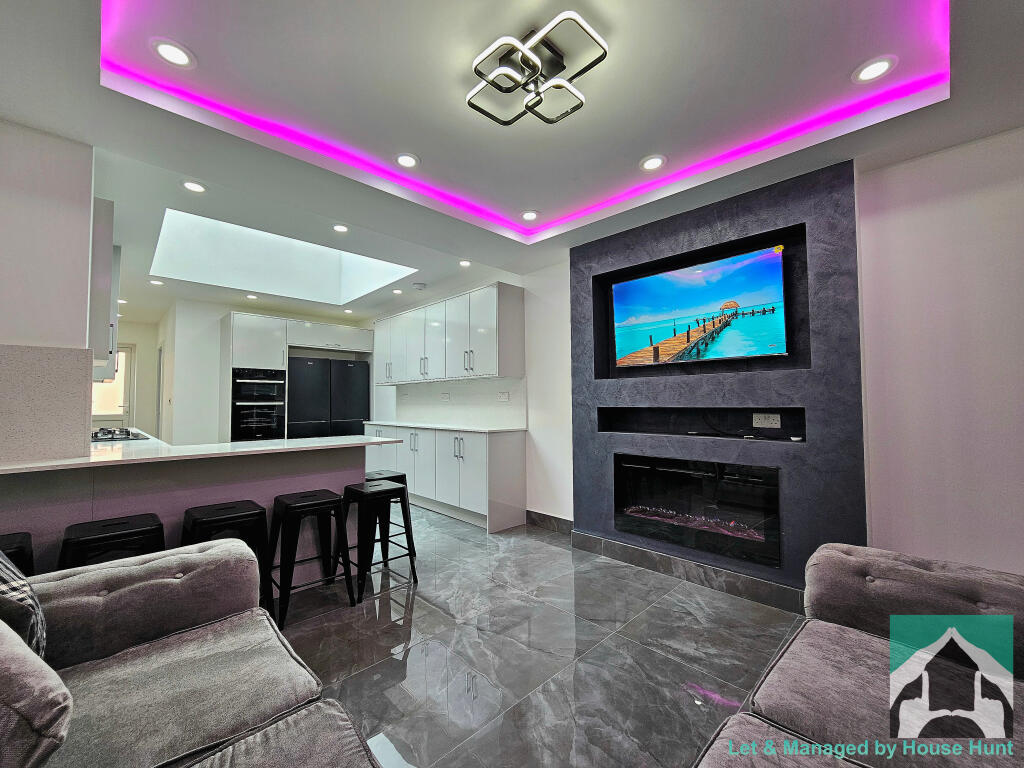 6 bed Detached for rent in Birmingham. From House Hunt - Birmingham 6 bed Detached for rent in Birmingham. From House Hunt - Birmingham
