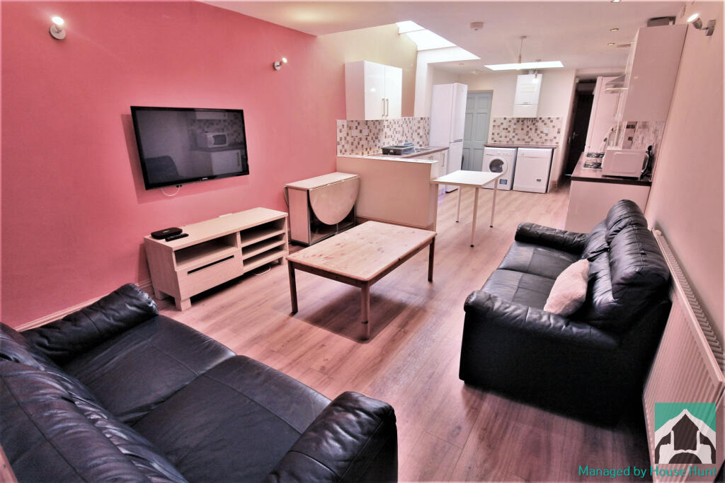 6 bed Detached for rent in Birmingham. From House Hunt - Birmingham