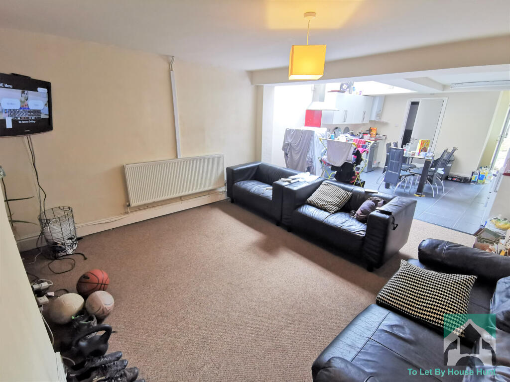 6 bed Mid Terraced House for rent in Birmingham. From House Hunt - Birmingham
