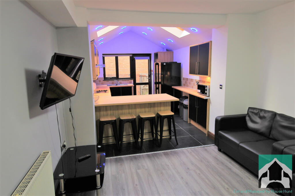 5 bed Detached for rent in Birmingham. From House Hunt - Birmingham