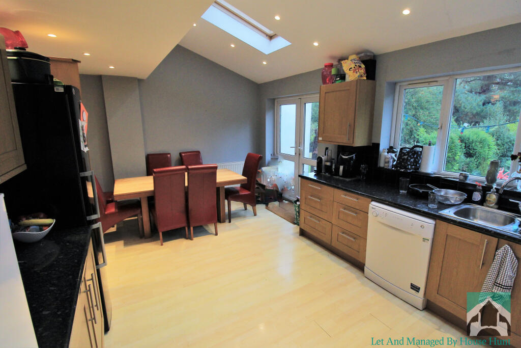 5 bed Detached for rent in Birmingham. From House Hunt - Birmingham