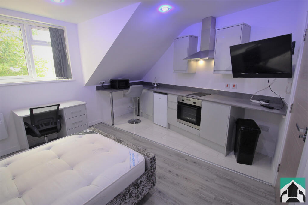 1 bed 1st Floor Flat for rent in Birmingham. From House Hunt - Birmingham