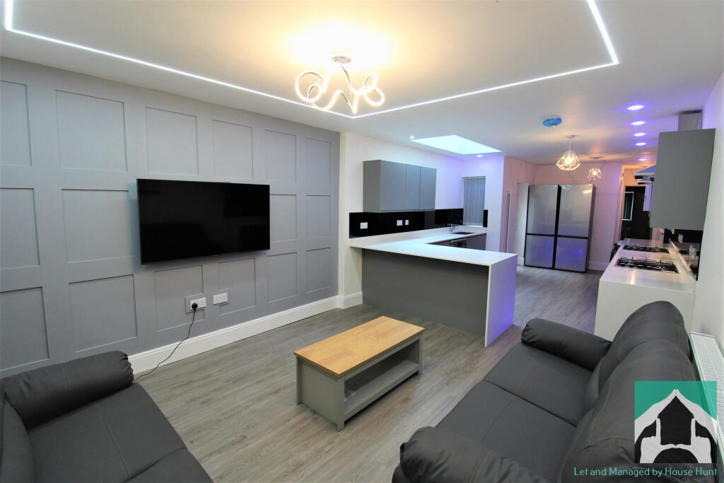 6 bed Detached for rent in Birmingham. From House Hunt - Birmingham