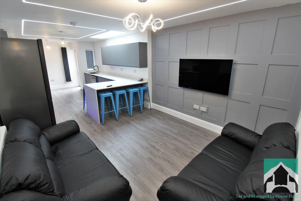 6 bed Detached for rent in Birmingham. From House Hunt - Birmingham