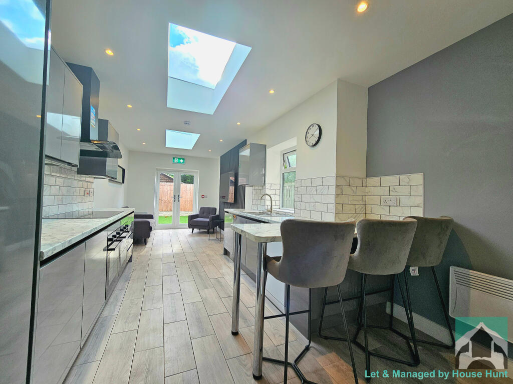 6 bed Detached for rent in Birmingham. From House Hunt - Birmingham