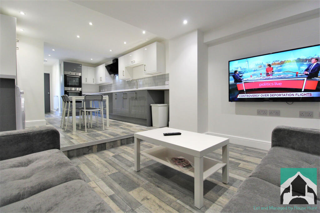 6 bed Mid Terraced House for rent in Birmingham. From House Hunt - Birmingham 6 bed Mid Terraced House for rent in Birmingham. From House Hunt - Birmingham